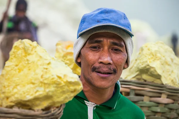 Unidentified Sulfur miners — ストック写真