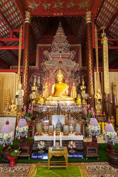 Hombre de Wat Chiang — Foto de Stock