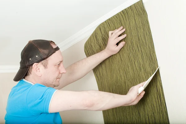 Abschlussarbeiten nach Überholung im Haus — Stockfoto