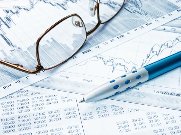 iş ve Finans raporu gösteriliyor.