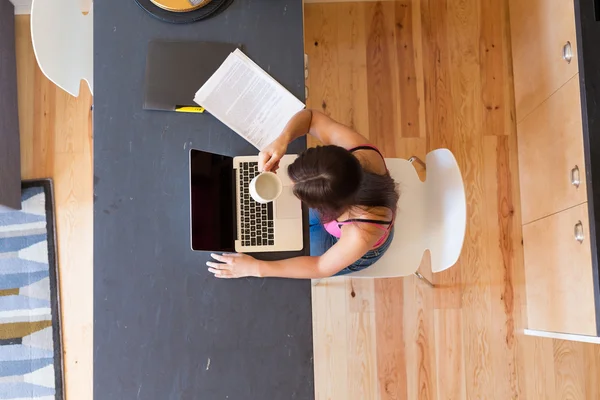 Woman working at home in the morning — Stock Photo, Image