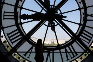 D Musee d'Orsay saatinde