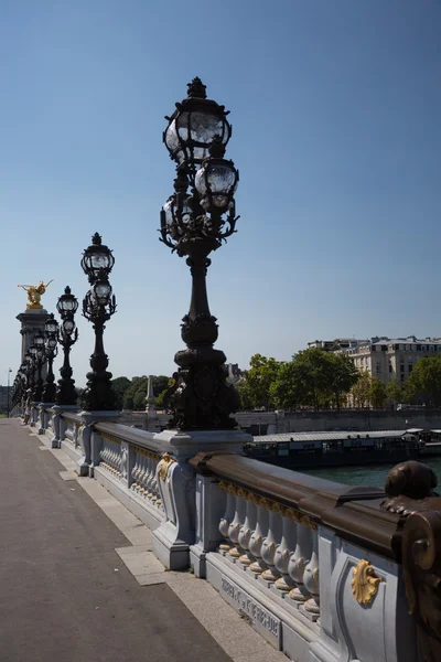 美しいアレクサンドル 3 世橋 — ストック写真