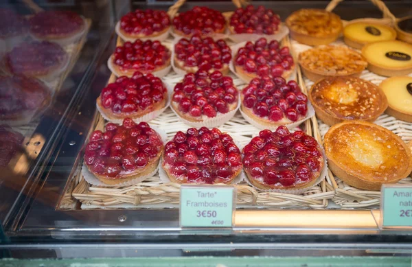 French Pastries in Paris — Stock Photo, Image