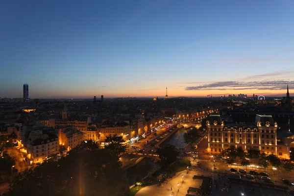 Beautiful Paris at sunset — Stock Photo, Image