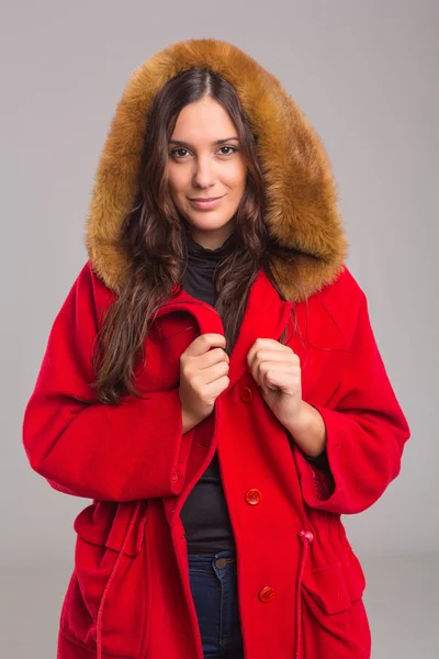 Женщина, одетая для зимы — стоковое фото
