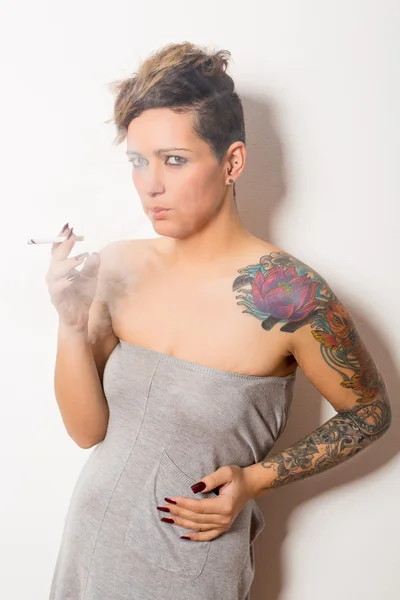 Beautiful Tattooed Woman — Stock Photo, Image