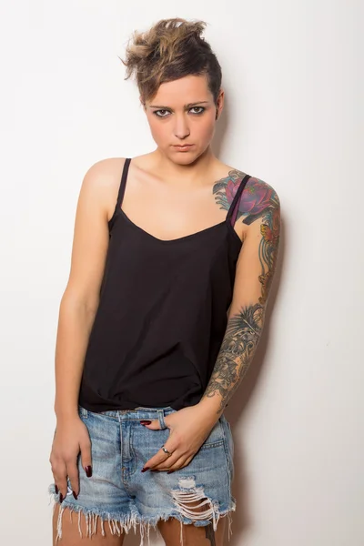 Beautiful Tattooed Woman — Stock Photo, Image