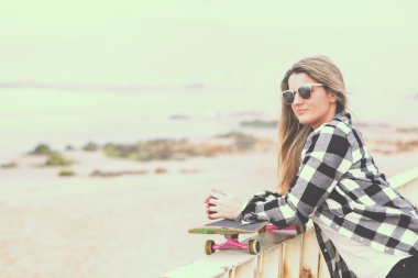 Güzel Bayan kaykaycı