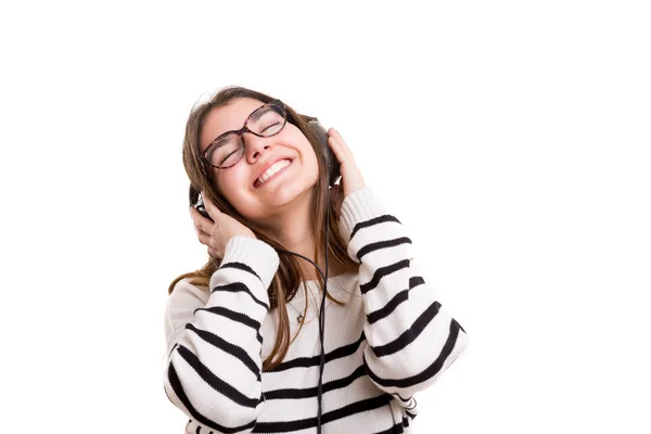 Mulher ouvindo música — Fotografia de Stock