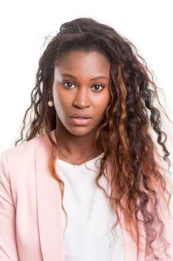 Güzel genç Afrikalı kadın.