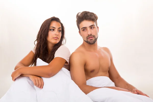 Pareja en la cama — Foto de Stock