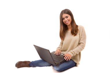 Genç öğrenci onu laptop ile çalışma