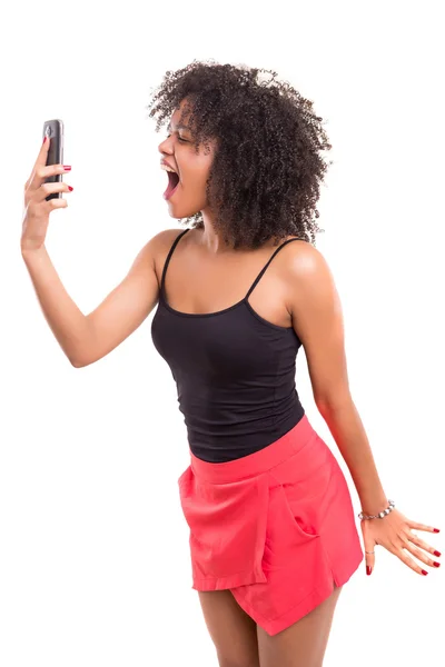 Donna africana con uno smartphone — Foto Stock