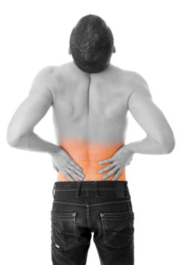 genç bir adamın sırt ağrı, üzerinde beyaz izole holding arka görünüm