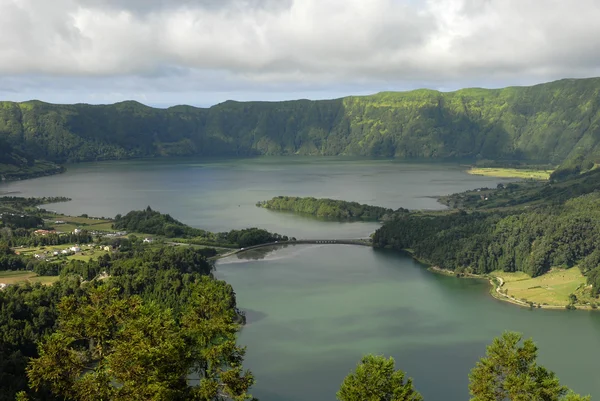 Azzorre sete cidades lago nell'isola di sao miguel, Portogallo — Foto Stock