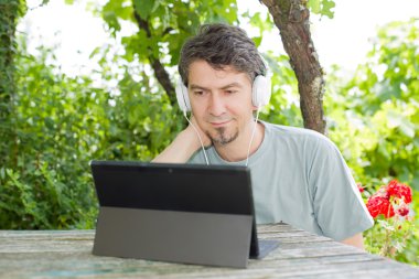casual adam tablet pc ile açık çalışma