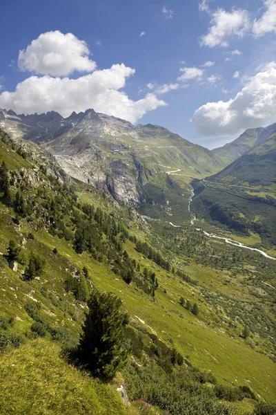 Krajobraz w Alpach Szwajcarskich, Kanton Berno; Szwajcaria — Zdjęcie stockowe