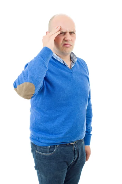 Junger, lässiger Mann mit Kopfschmerzen, isoliert auf weiß — Stockfoto