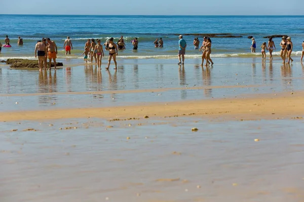 Albufeira Portugal People Famous Beach Olhos Agua Albufeira Beach Part — Stock Photo, Image