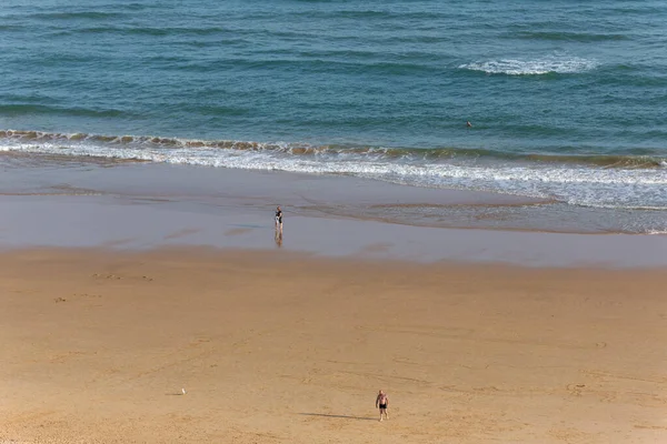 Praia Rocha Portugalia Ludzie Słynnej Plaży Praia Rocha Portimao Znajduje — Zdjęcie stockowe