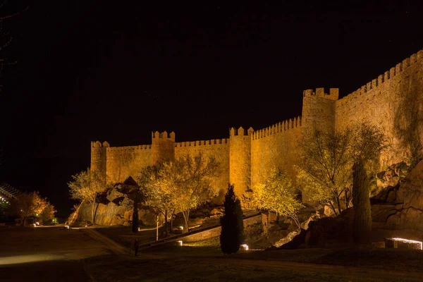 夜のアヴィラの壁 カスティーリャ レオン州 スペイン — ストック写真