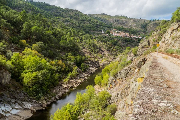 Río Tua Las Montañas Del Duero Portugal —  Fotos de Stock