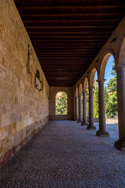 Salamanca Spanje Oude Historische Kloostergang Het Centrum Van Salamanca Platereske — Stockfoto