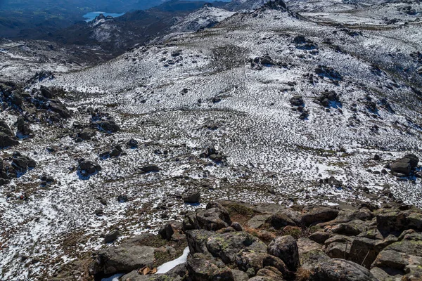 Serra Xures自然公園 ガリシア スペインの山の中で雪と冬の風景 — ストック写真