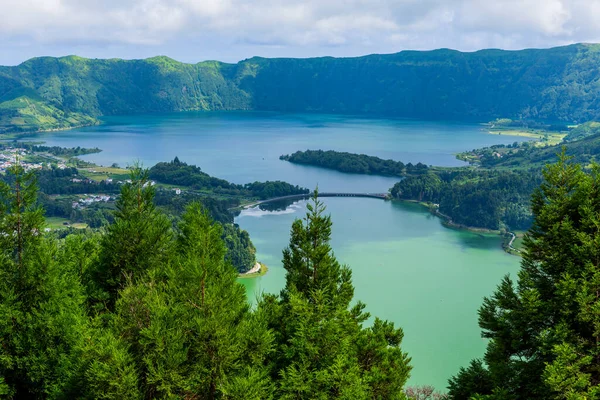 Malebný Výhled Jezero Sete Cidades Sopečné Kráterní Jezero Ostrově Sao — Stock fotografie