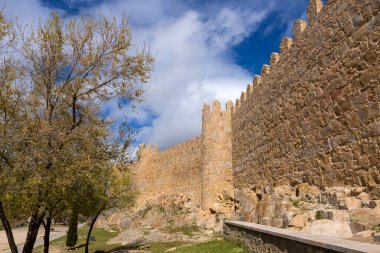 Avila, Kastilya ve Leon 'un antik tahkimatı, İspanya