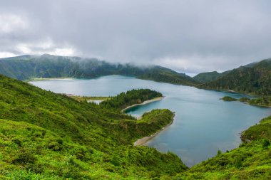 Lagoa do Fogo 'nun güzel manzarası, Sao Miguel Adası, Azores, Portekiz