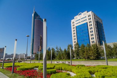 Nur-Sultan, Kazakistan - Nurzhol bulvarındaki modern ofis binaları, Nur-Sultan, Astana; Kazakistan