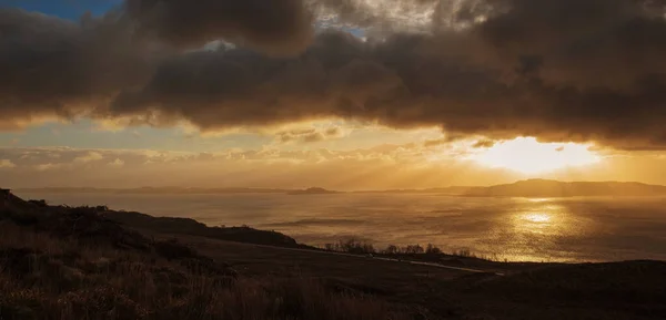 Colorido Amanecer Sobre Isla Skye Old Man Storr Escocia —  Fotos de Stock