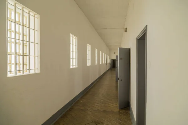 Vnitřní Pohled Staré Politické Vězení Uvnitř Hradeb Pevnosti Peniche Portugalsko — Stock fotografie