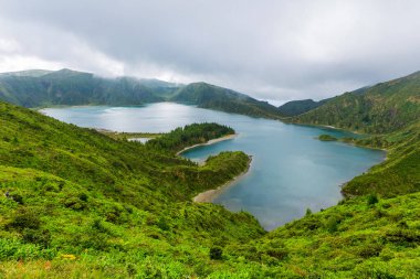 Lagoa do Fogo 'nun güzel manzarası, Sao Miguel Adası, Azores, Portekiz