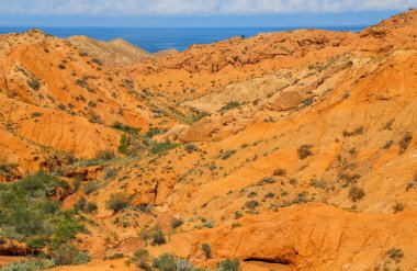 Kırgızistan 'da yedi boğa ve kırık kalp, Kırgızistan' da Jeti Oğuz kanyonu, Issyk-Kul bölgesi, Orta Asya