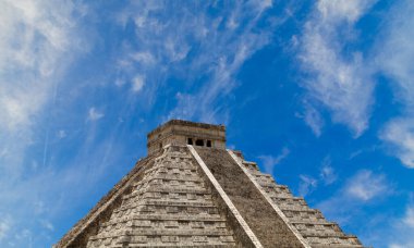 Antik Maya piramidi, Kukulcan Tapınağı Chichen Itza, Yucatan, Meksika