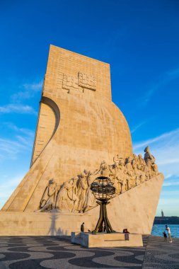 Belem Lizbon 'daki Keşifler Anıtı Portekiz