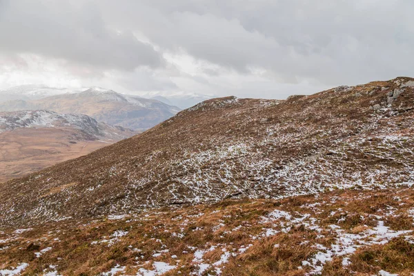Anu 'nun Papaları' nda Kar, Co Kerry, İrlanda