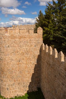 Avila 'nın antik tahkimatı, duvarların tepesinden, Kastilya ve Leon, İspanya