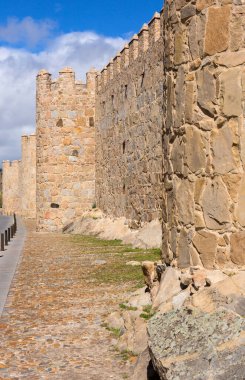 Avila, Kastilya ve Leon 'un antik tahkimatı, İspanya