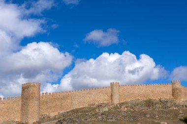 Avila, Kastilya ve Leon 'un antik tahkimatı, İspanya