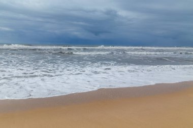 Figueira da Foz, Portekiz yakınlarındaki güzel boş sahil.