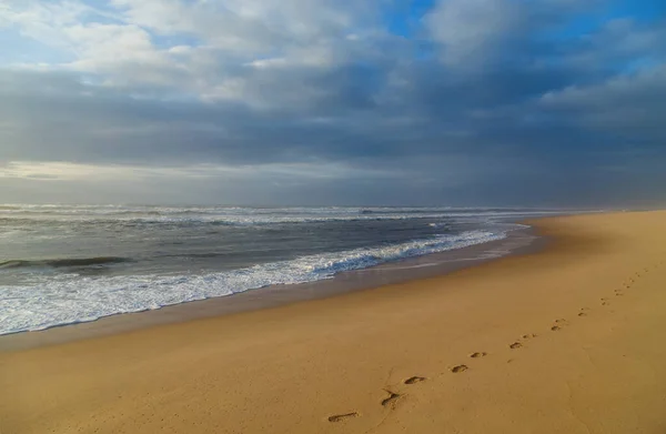 Bela Praia Vazia Perto Figueira Foz Portugal — Fotografia de Stock