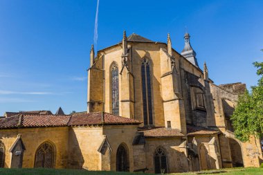 Sarlat Katedrali, Fransa 'nın Sarlat-la-Caneda şehrinde bulunan Katolik kilisesidir..
