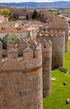 Avila 'nın antik tahkimatı, duvarların tepesinden, Kastilya ve Leon, İspanya