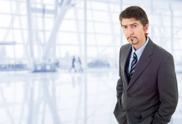 Jungunternehmer Denken Büro — Stockfoto