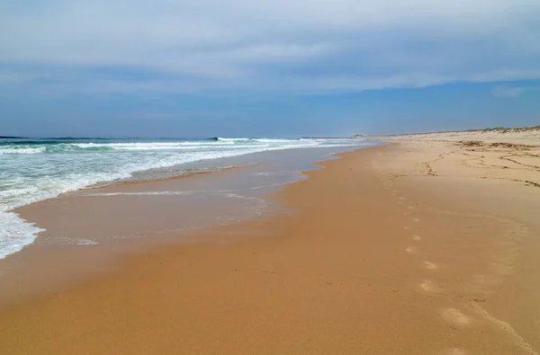 Hermosa Playa Vacía Cerca Aveiro Portugal —  Fotos de Stock