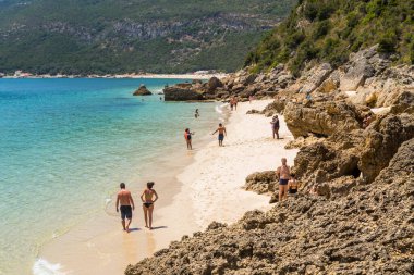 Portekiz, Setubal 'deki Ulusal Park Arrabida manzarası çok güzel.